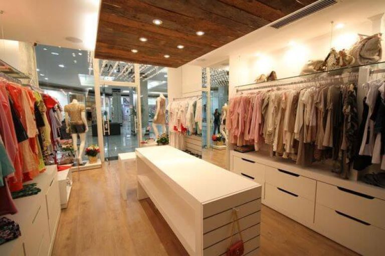 Contabilidade para lojas de roupas: entenda como funciona